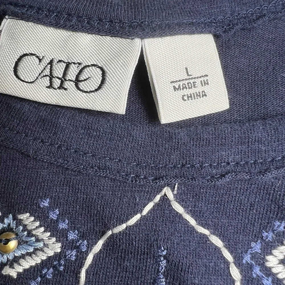 Cato Blue and White Cotton Embroidered Sleeveless Tank Top Womens size L
